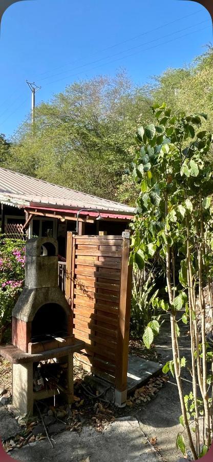 Location Gite Bungalow A 70M De La Plage Bouillante Zewnętrze zdjęcie